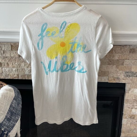 NWT Chaser Feel The Vibes Graphic Tee Shirt XS - Picture 4 of 5